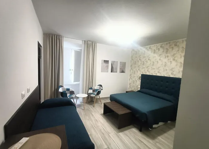 Nives House 4* Roma