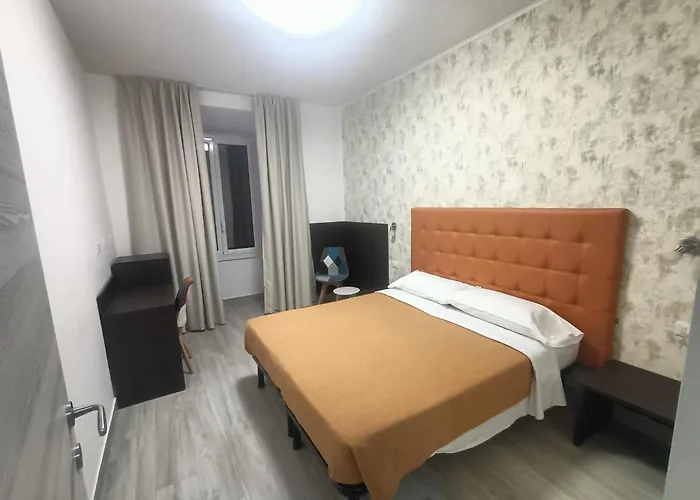 Nives House Konukevi 4*