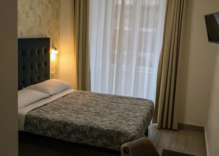 Nives House 4* Roma