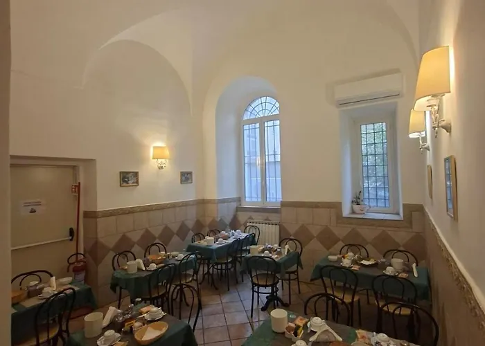 Konukevi Nives House 4*